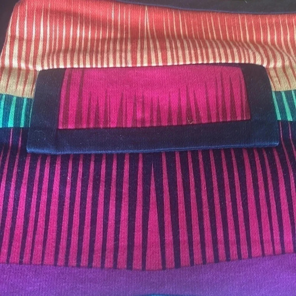 Trina Turk women’s multicolored zipper shorts size 2 - Picture 4 of 9